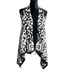 BCBGMaxazria | Black & Oatmeal Heart & Swirl Open Front Sleeveless Cardigan | M